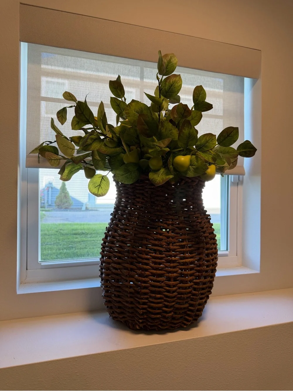 Pottery Barn Dark Brown Woven Basket with Handle Green Pear Foliage